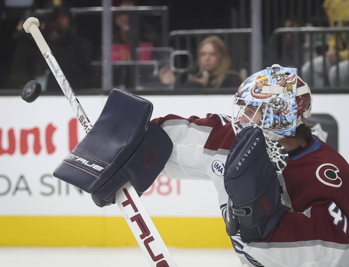 Colorado Avalanche goaltender Scott Wedgewood (41) blocks the puck during the third period of a ...