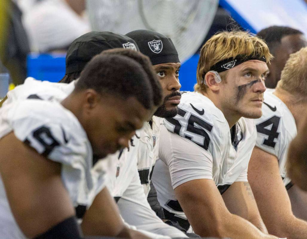 Raiders defenders, from left, Tyree Wilson (9), Elandon Roberts (52) and Cody Lindenberg (55) l ...