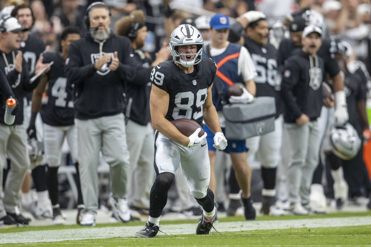 Raiders tight end Brock Bowers (89) celebrates a catch during the first half of an NFL preseaso ...