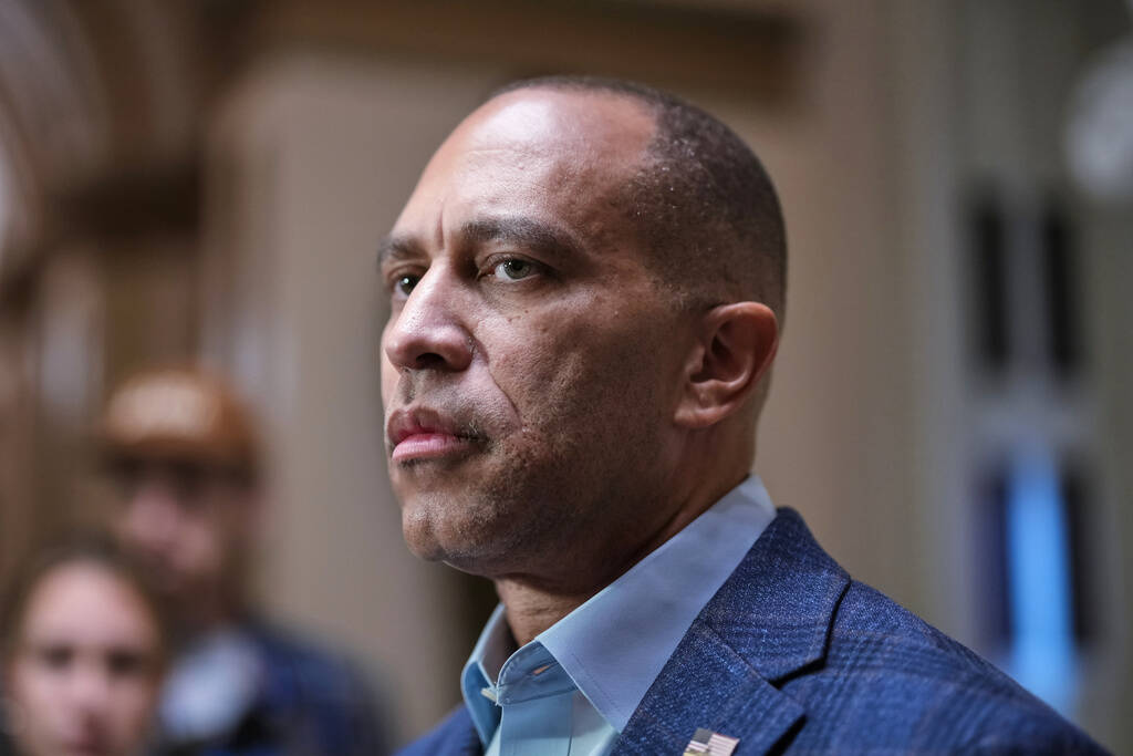 House Minority Leader Hakeem Jeffries, D-N.Y., speaks to reporters as a government shutdown beg ...