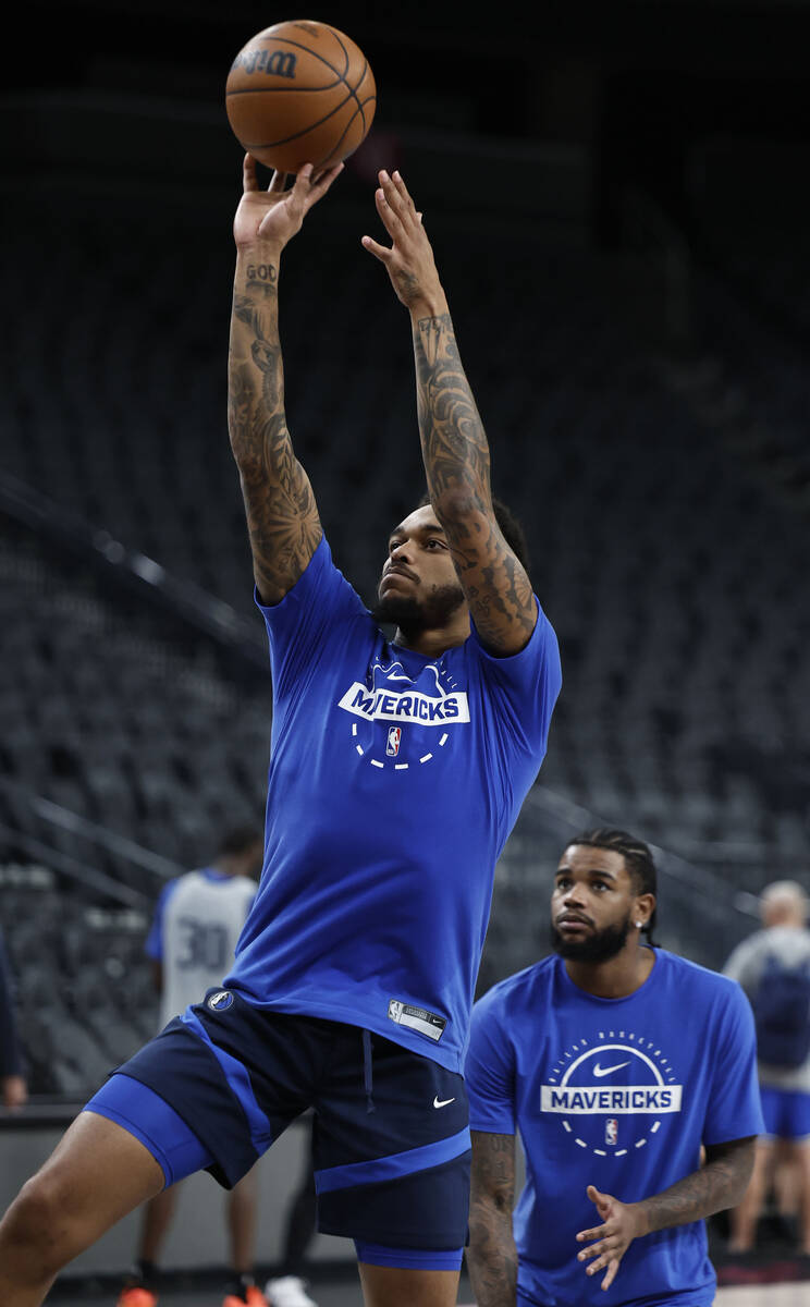 Dallas Mavericks forward P.J. Washington cools down after practice at T-Mobile Arena Tuesday, O ...