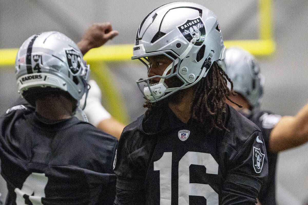 Raiders wide receiver Jakobi Meyers (16) warms up during the team’s practice at the Inte ...
