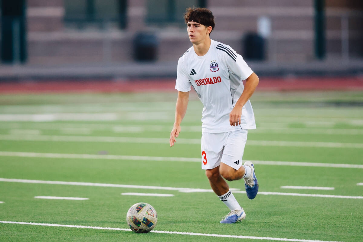 Coronado defender Grayson Elisaldez kicks the ball during a high school soccer game at Palo Ver ...