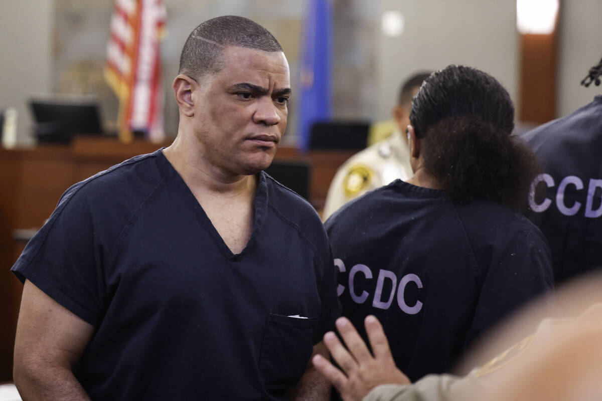 Roidan Durruthy Mendoza, who plead guilty to killing his estranged wife in front of their two k ...