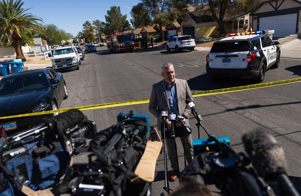 Metropolitan Police Department Lt. Robert Price talks about a homicide investigation at the 620 ...