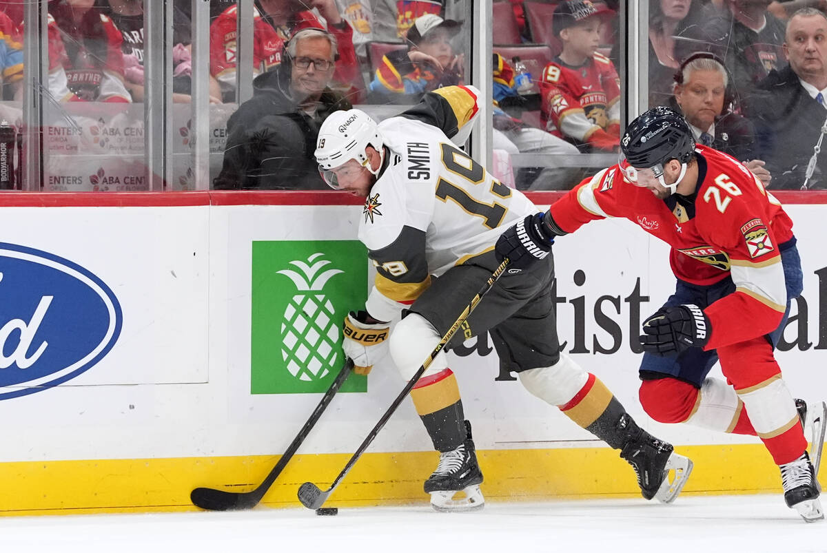 Florida Panthers defenseman Uvis Balinskis (26) and Vegas Golden Knights right wing Reilly Smit ...
