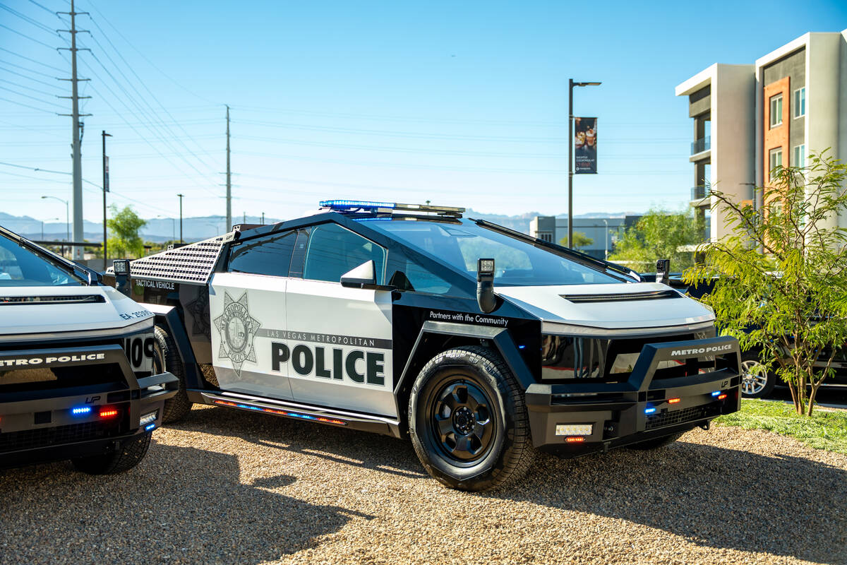 Sheriff showcases new Cybertrucks to be used by Las Vegas police