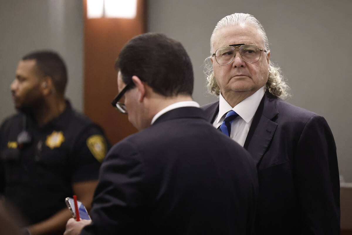 Defense attorney David Chesnoff, right, appears in court representing Israeli official Tom Alex ...