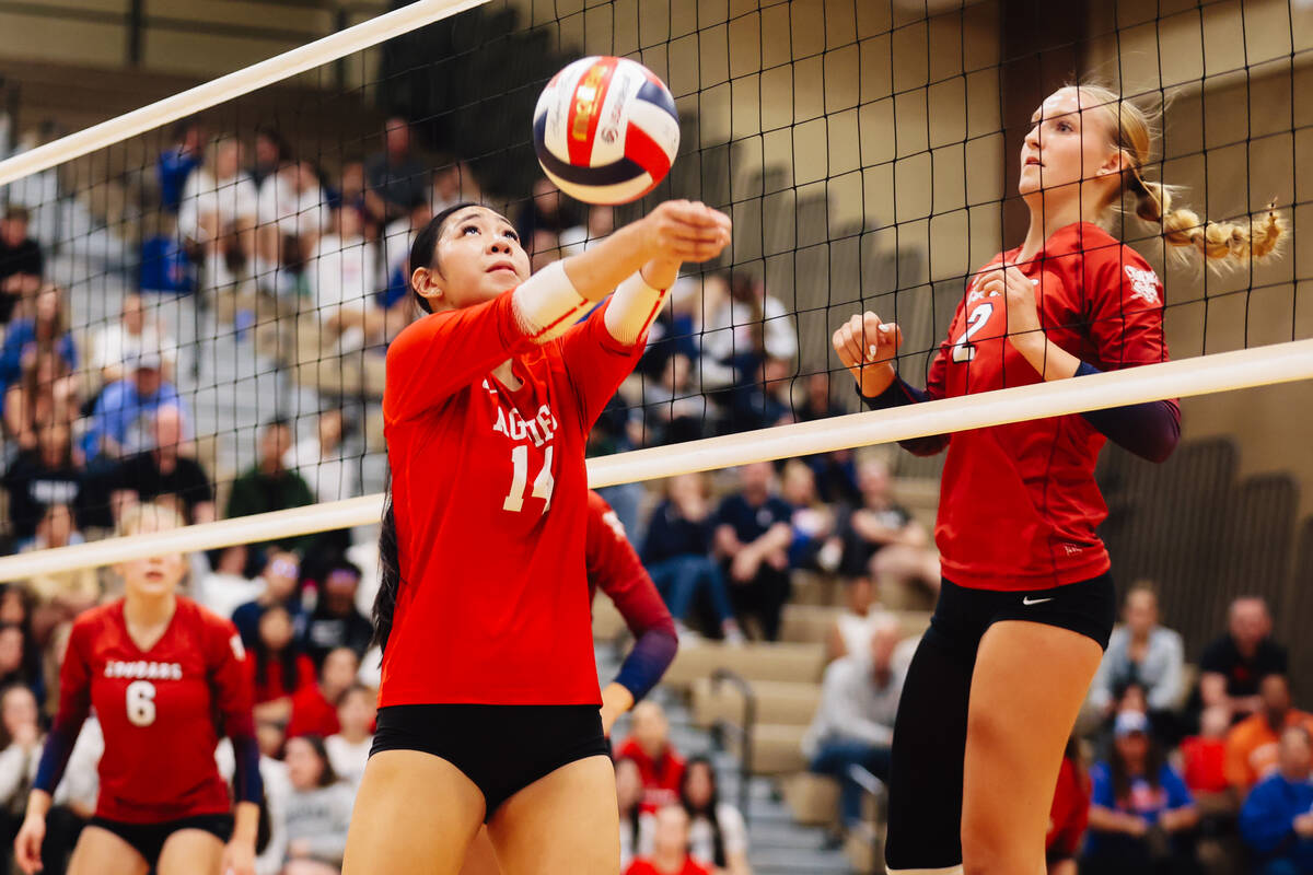 Arbor View setter Alexxa Chan bump sets the ball during a 5A girls volleyball Southern Region s ...