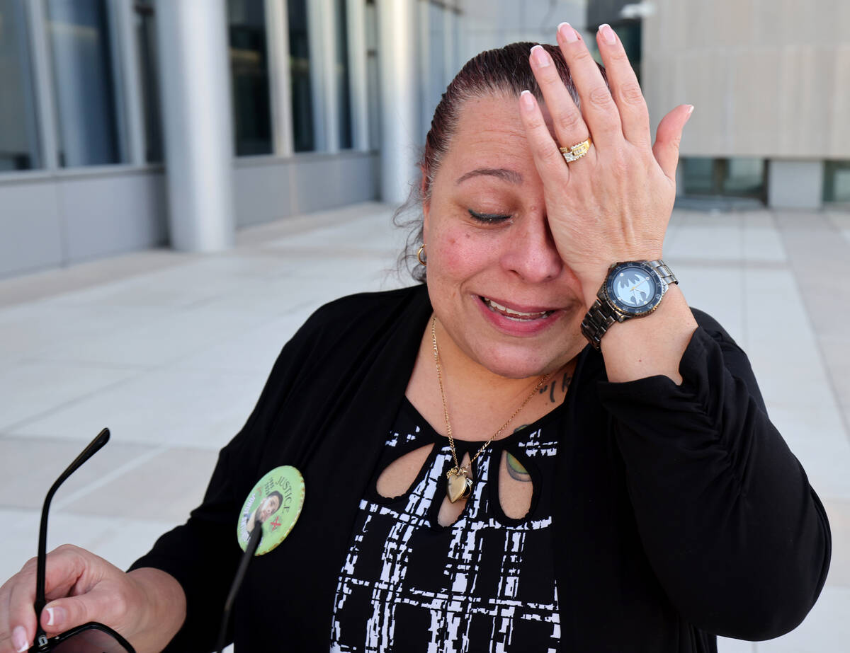 Jeanne Llera, mother of Jorge Gomez, reacts outside the Lloyd George U.S. Courthouse in Las Veg ...