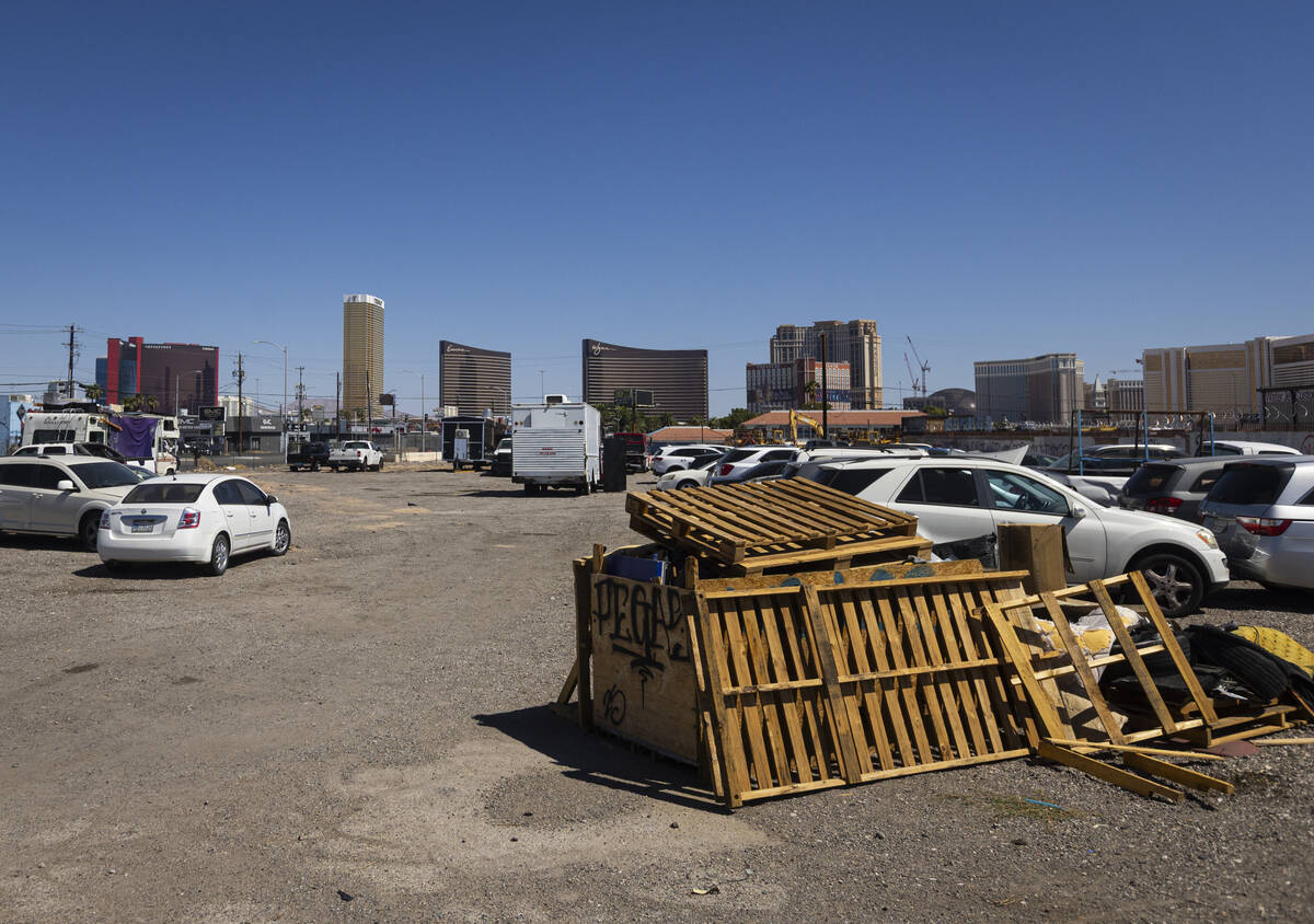 Developer Eddie Ni plans to build a retail plaza at the corner of Spring Mountain Road and Proc ...