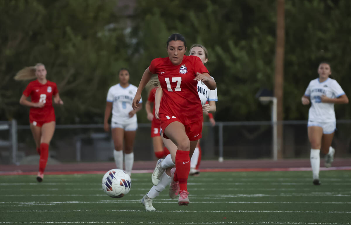 Coronado's Sara Sherman (17) chases after the ball during the first half of a Class 5A gir ...
