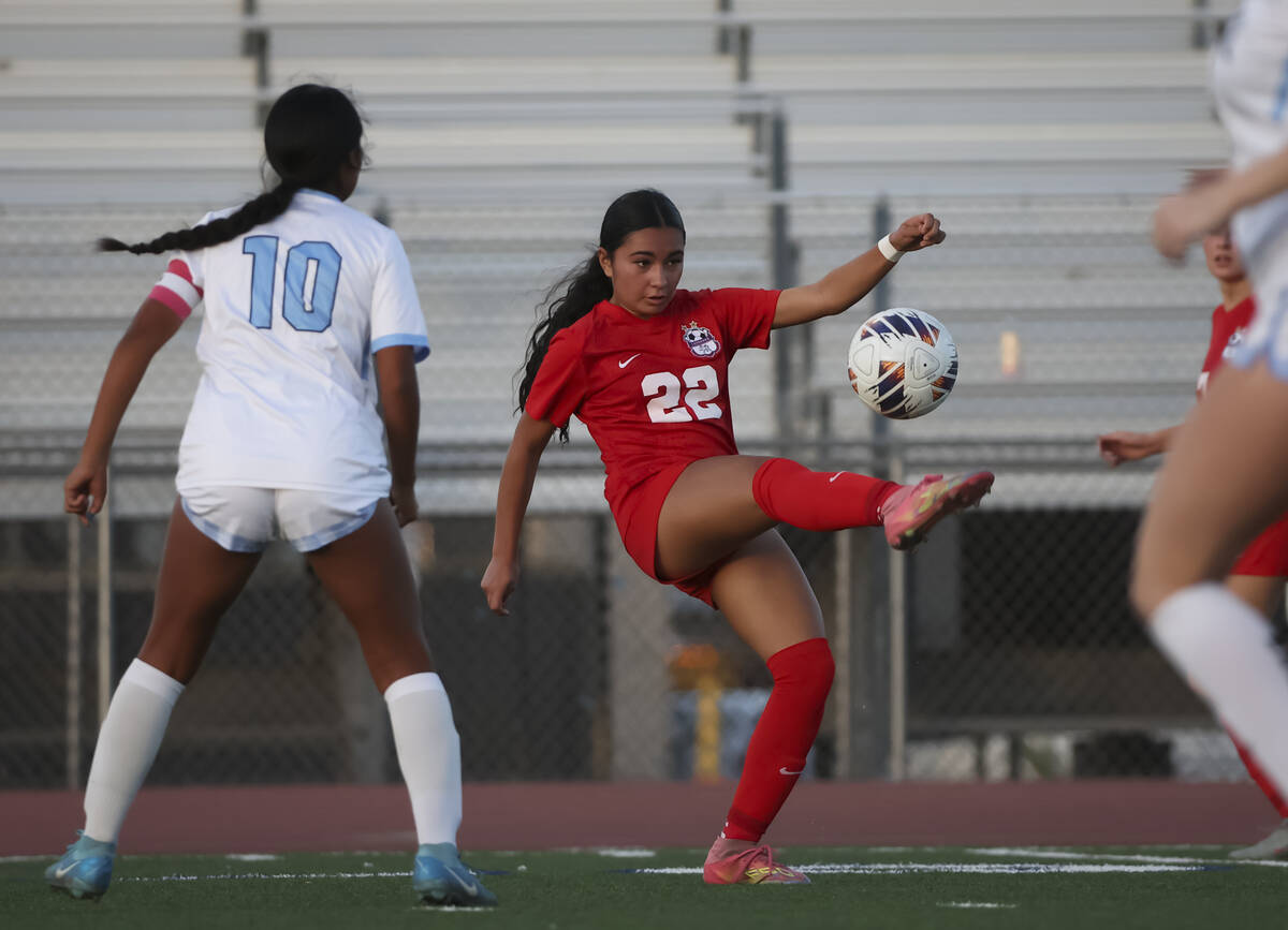 Coronado's Taylor Takahashi (22) kicks the ball during the first half of a Class 5A girls ...