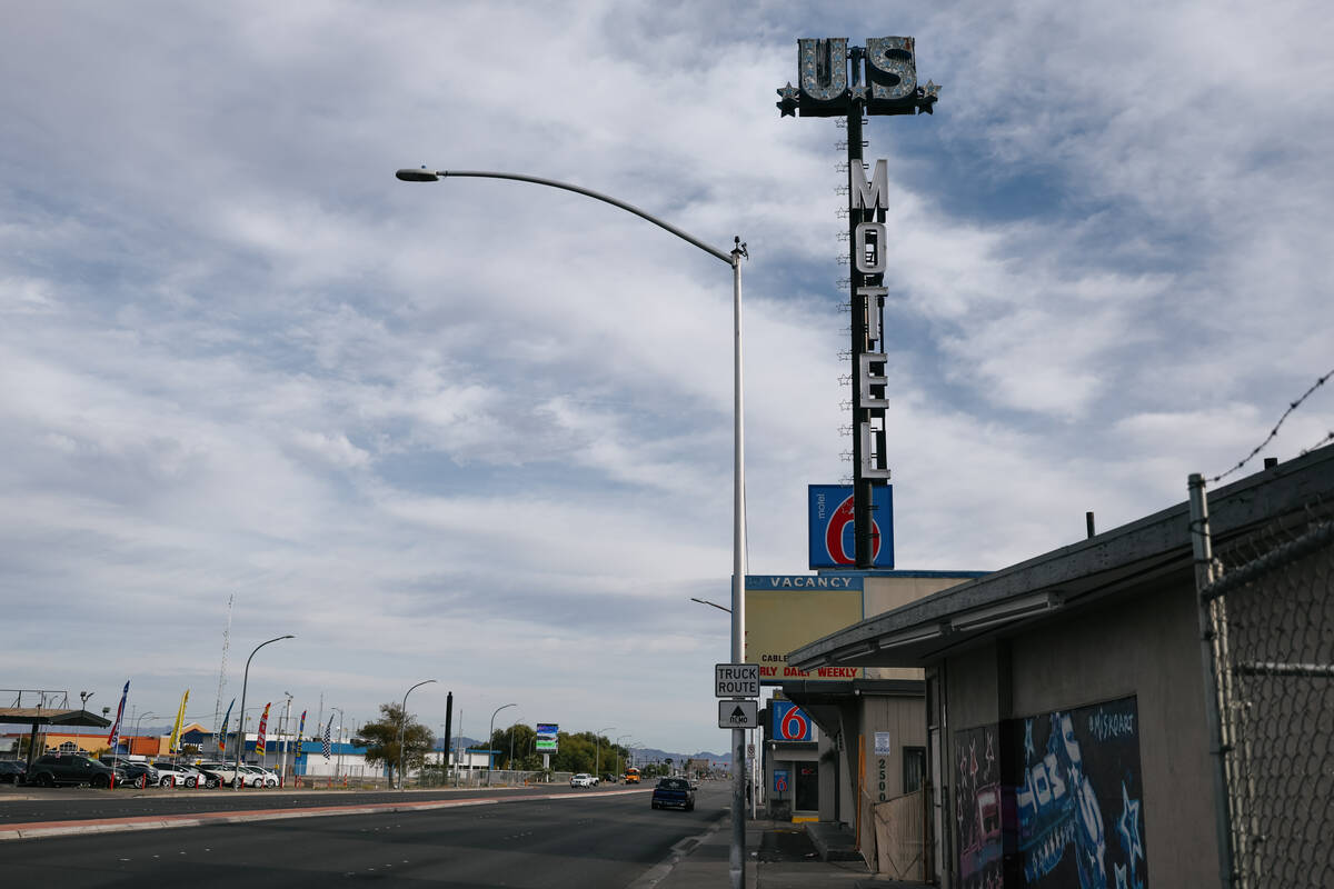 The US Motel sits quietly along Fremont Street near Charleston Boulevard on Wednesday, Nov. 5, ...