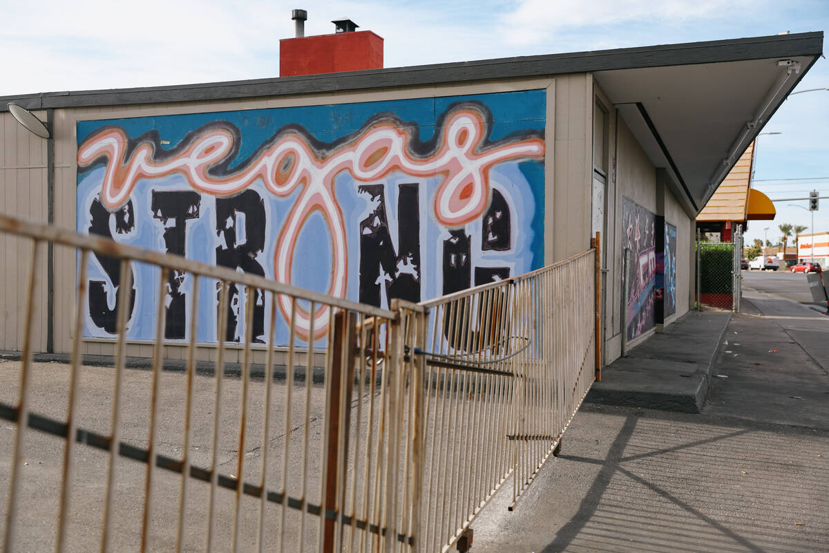 The US Motel sits quietly along Fremont Street near Charleston Boulevard on Wednesday, Nov. 5, ...
