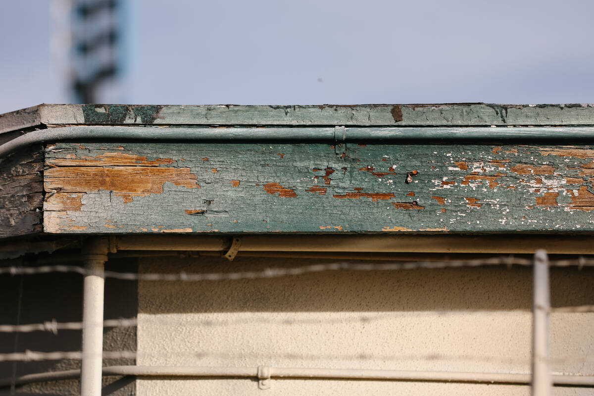 Paint peels on the trim of the US Motel on Fremont Street near Charleston Boulevard on Wednesda ...