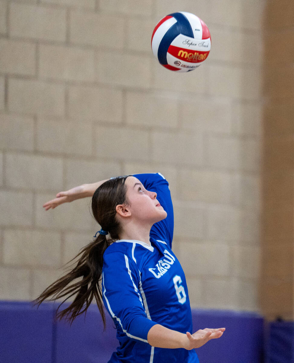 Carson’s Addi McCune (6) serves the ball during a Class 5A girls volleyball state semifi ...