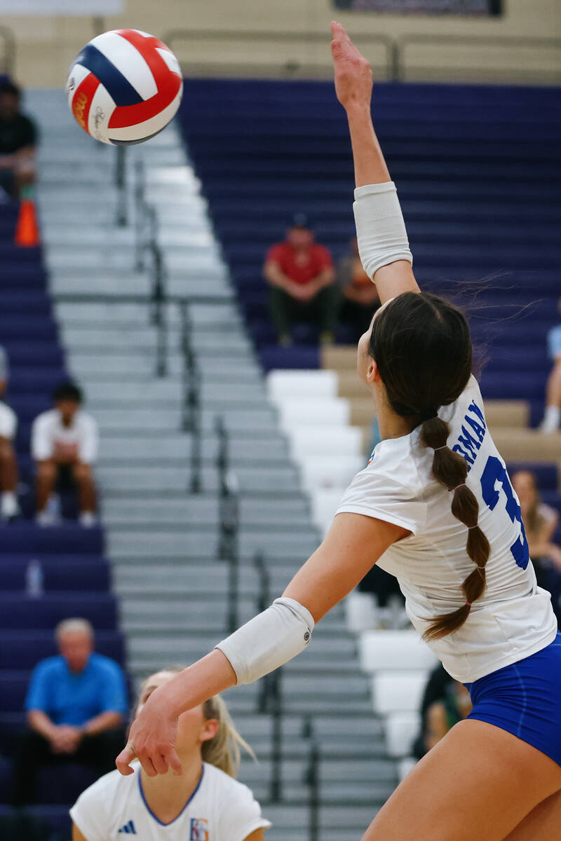 Bishop Gorman outside hitter Boyana Pesic (3) makes the game-winning hit during the 5A girls vo ...