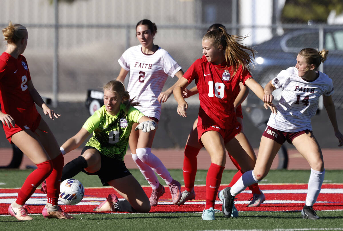 Coronado's goalkeeper Lilian Foss (0) blocks the ball during a Class 5A girls state champi ...
