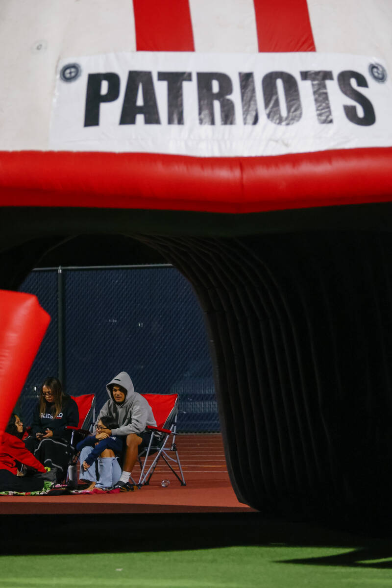 Fans sit by the end zone during the open division state semifinal on Friday, Nov. 14, 2025 at L ...
