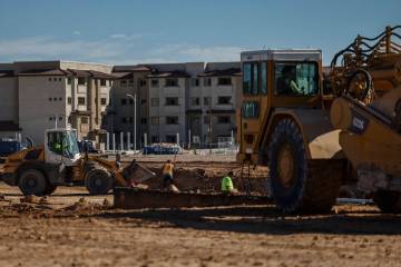 Construction continues at the new Windsor Park community Monday, Oct. 27, 2025 in North Las Veg ...