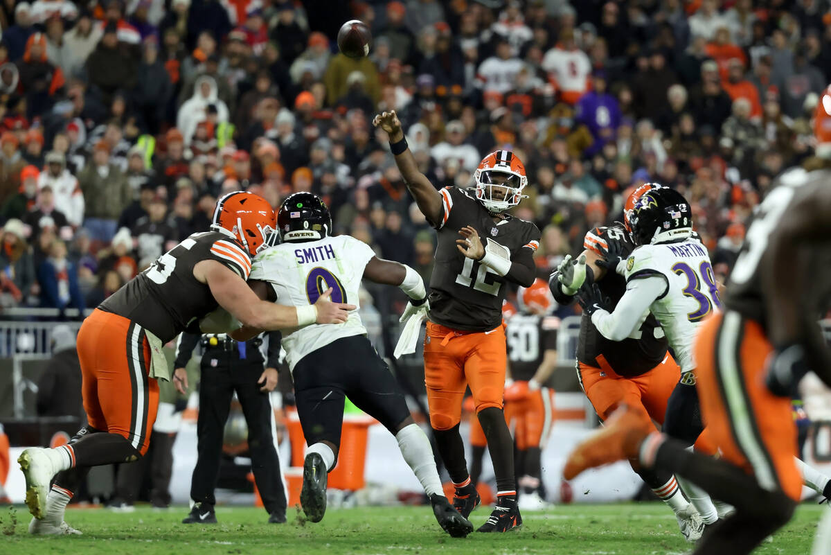 Cleveland Browns quarterback Shedeur Sanders (12) throws the ball during an NFL football game a ...