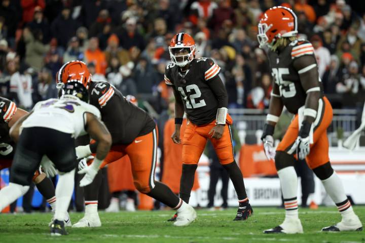 Cleveland Browns quarterback Shedeur Sanders (12) lines up for a play during an NFL football ga ...