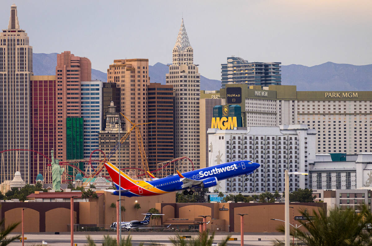 Las Vegas airport predicts parking challenges ahead of busiest travel week of year