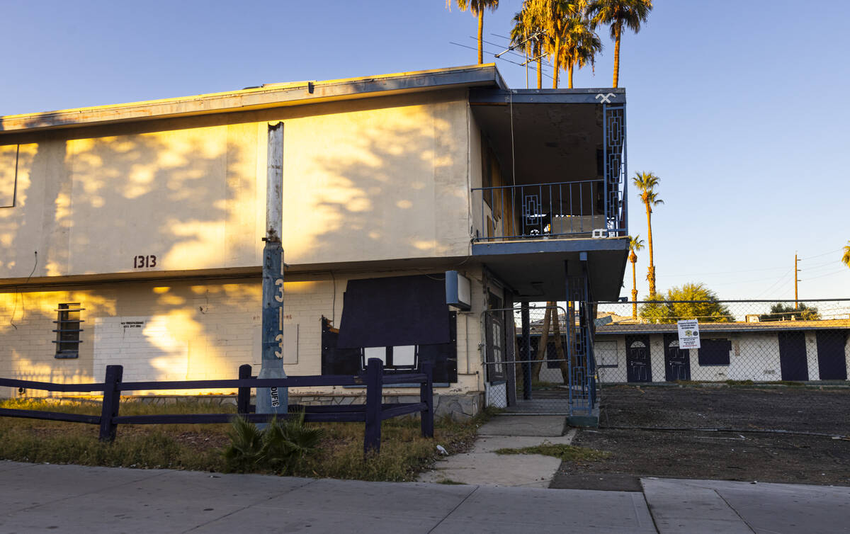 The former Valley Motel Is seen on Fremont Street by Maryland Parkway on Wednesday, Sept. 24, 2 ...
