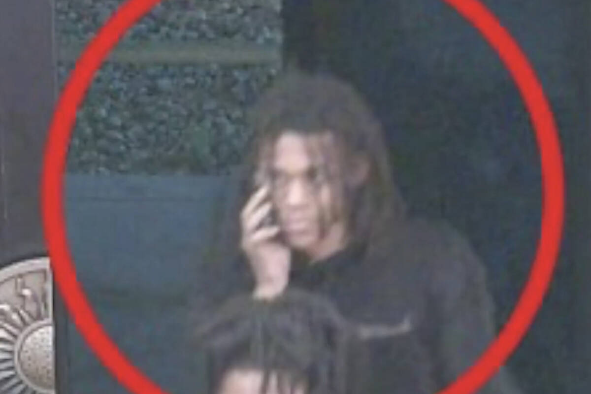 The second has shoulder-length dreadlocks. (Metropolitan Police Department)