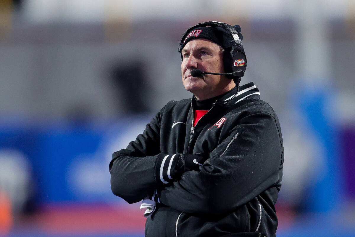UNLV head coach Dan Mullen watches a replay against Boise State in the first half of the Mounta ...