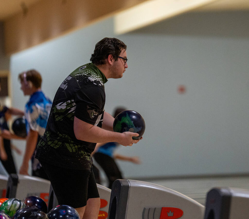 Palo Verde’s Logan Hollander concretes before his turn during a 5A bowling match against ...