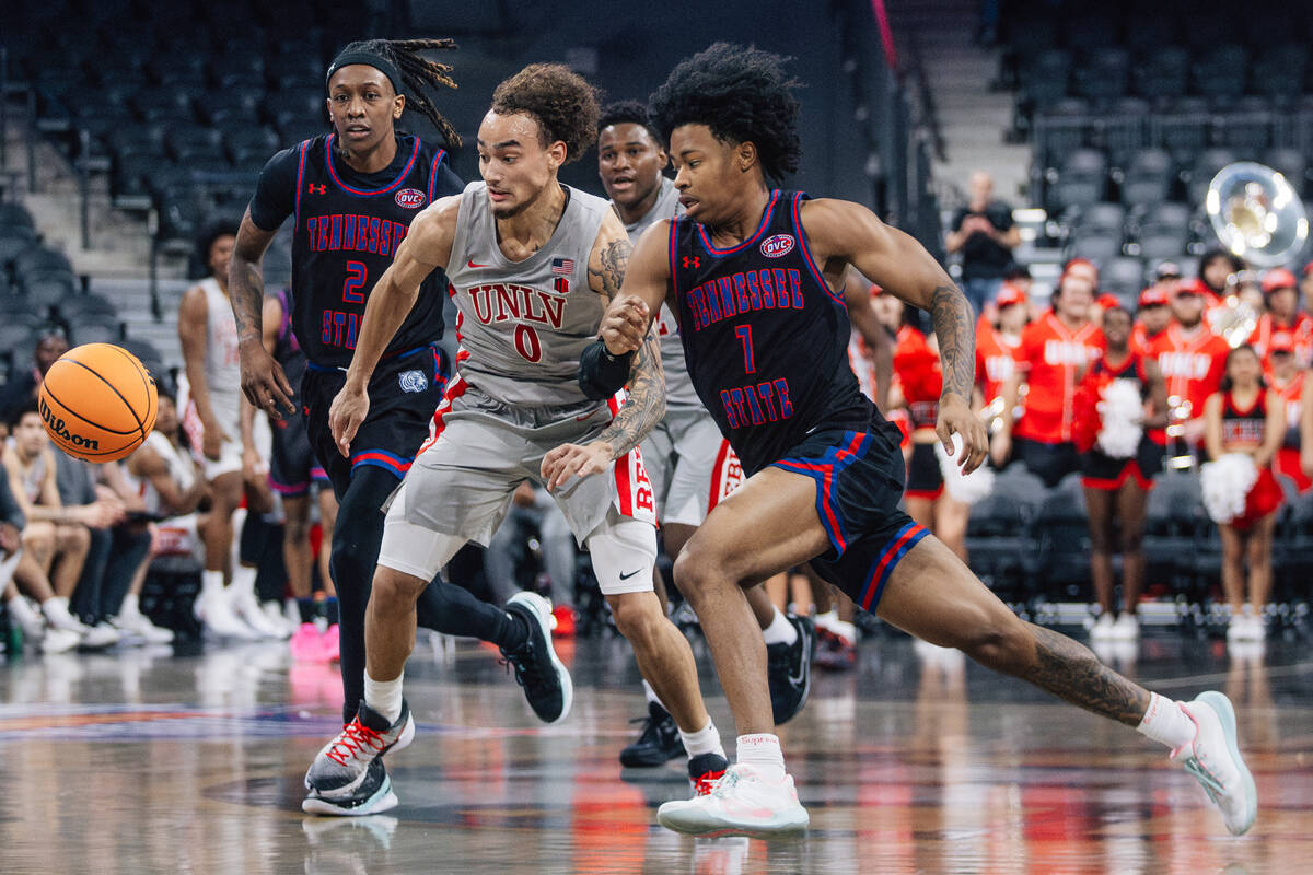 UNLV guard Dra Gibbs-Lawhorn (0) chases a loose ball during a college basketball game between U ...
