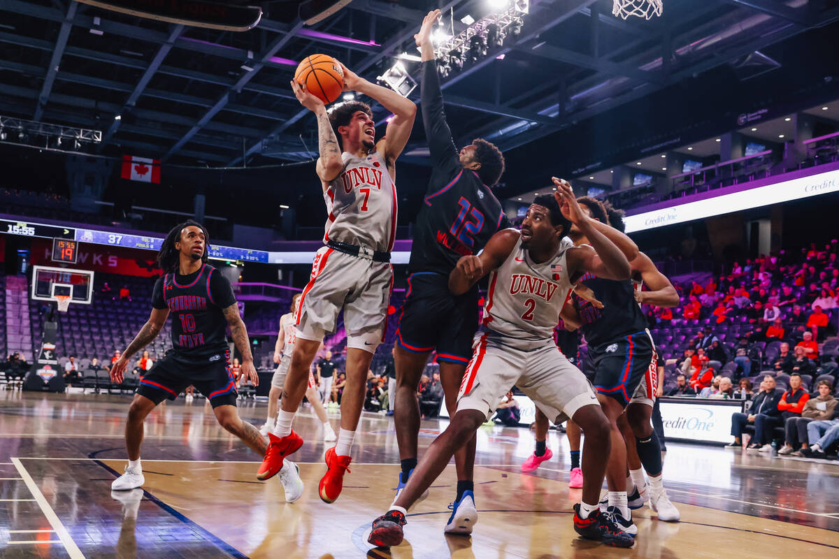 UNLV guard Al Green (7) puts up a shot during a college basketball game between UNLV and Tennes ...