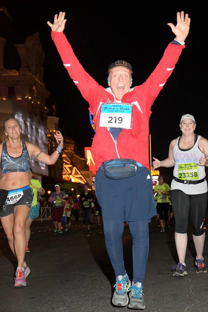 Neal Bendesky lost 261 pounds through nutrition and exercise, and the Phoenix resident has been ...