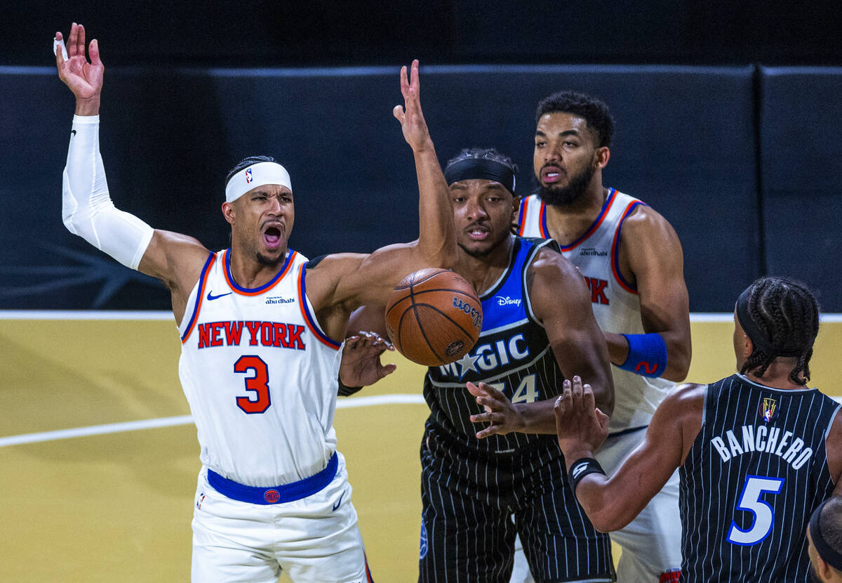 New York Knicks guard Josh Hart (3) argues a foul call against Orlando Magic center Wendell Car ...