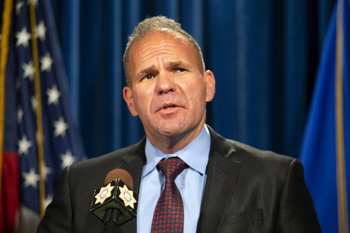Capt. John Pelletier gives a news conference at Las Vegas Metropolitan Police Department headqu ...