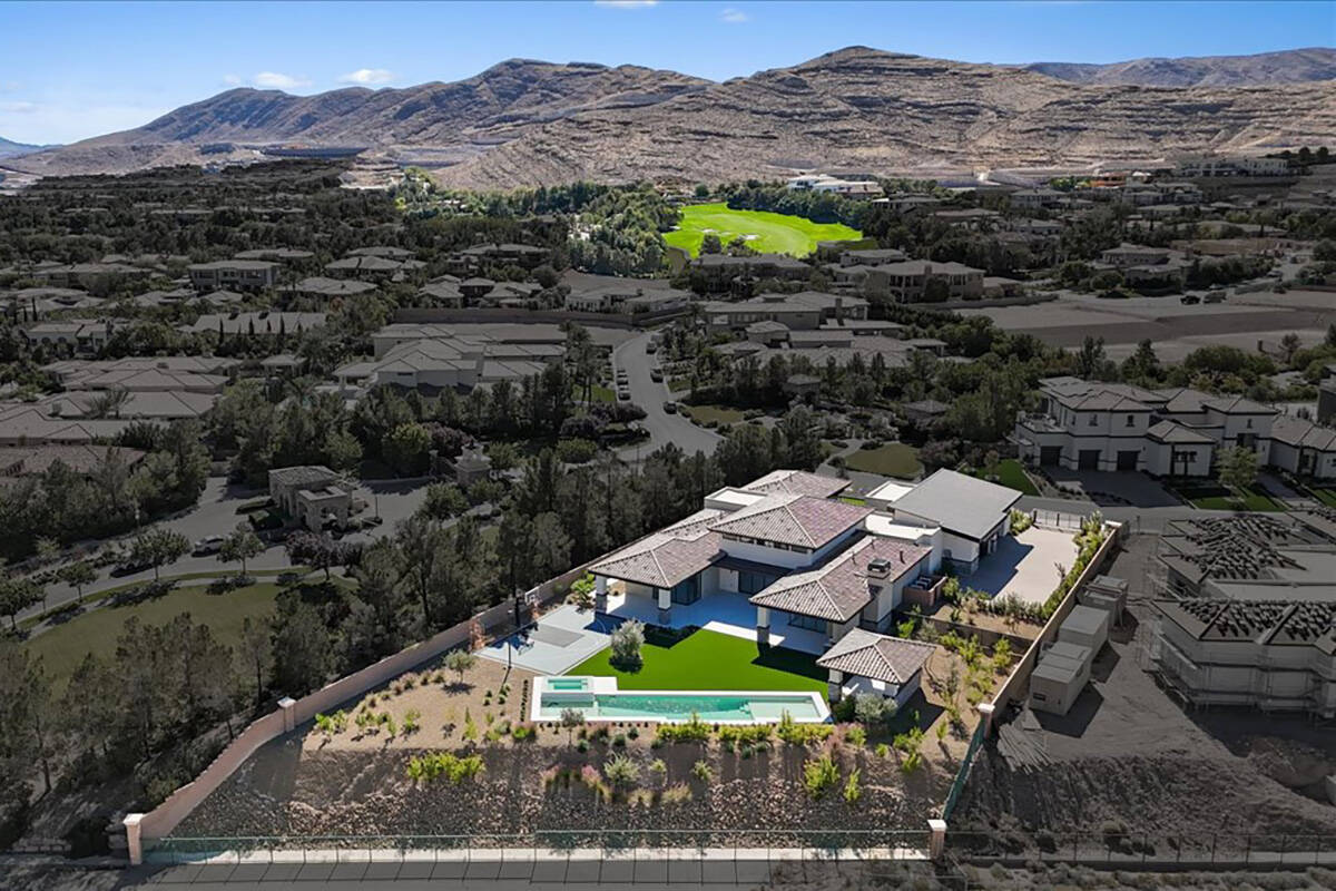 Former Raider sells Las Vegas home for $4.7M