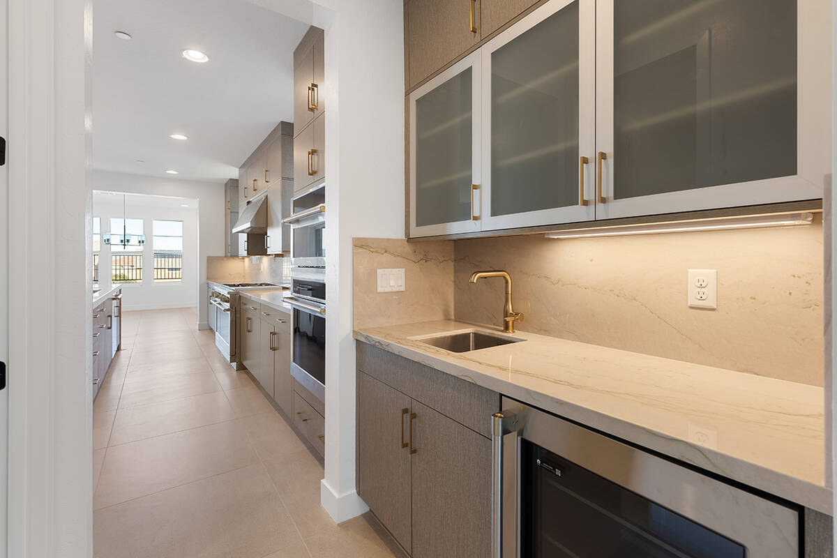 Richmond American opens Salerno Summit in Lake Las Vegas