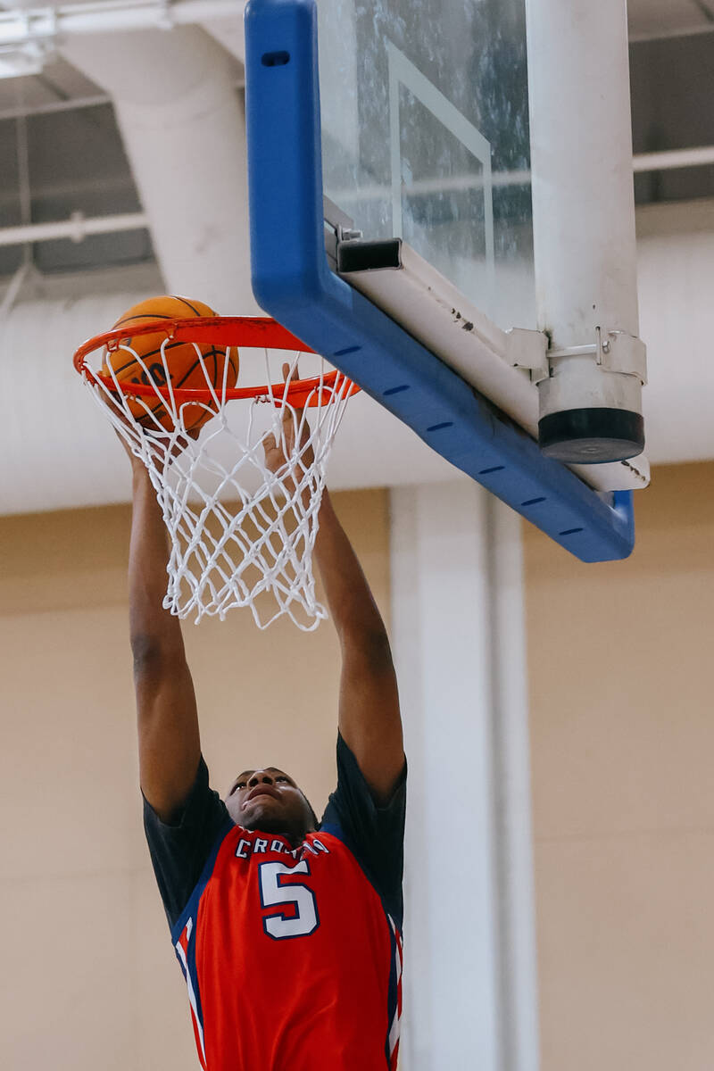 Coronado wing DeVaughn Dorrough (5) makes the game-winning basket during the basketball game on ...