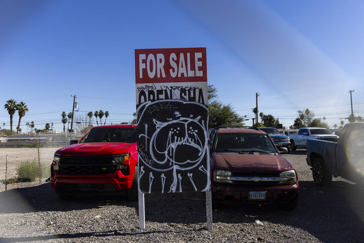 A vacant lot owned by the City of Las Vegas is seen at 1431 Las Vegas Blvd. South on Thursday, ...