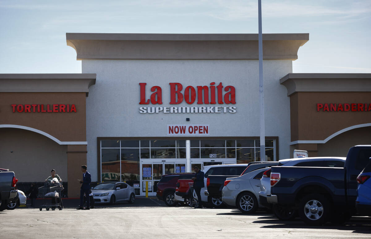 Hispanic supermarket chain opens in Las Vegas shopping center