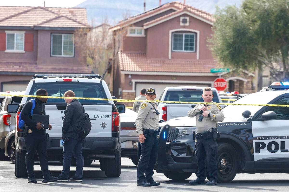 Las Vegas police investigate two deaths in southwest | Homicides | Crime
