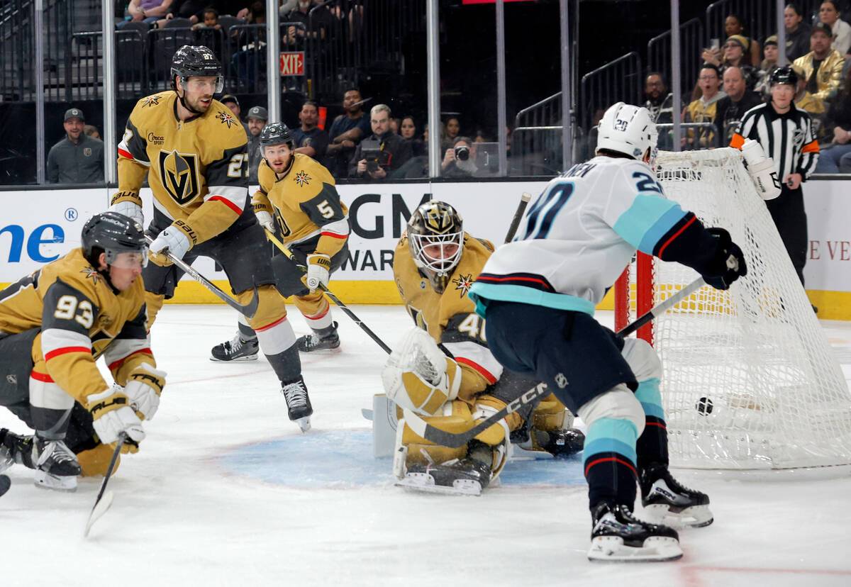 Vegas Golden Knights fall to Seattle Kraken, lose 4th straight game ...