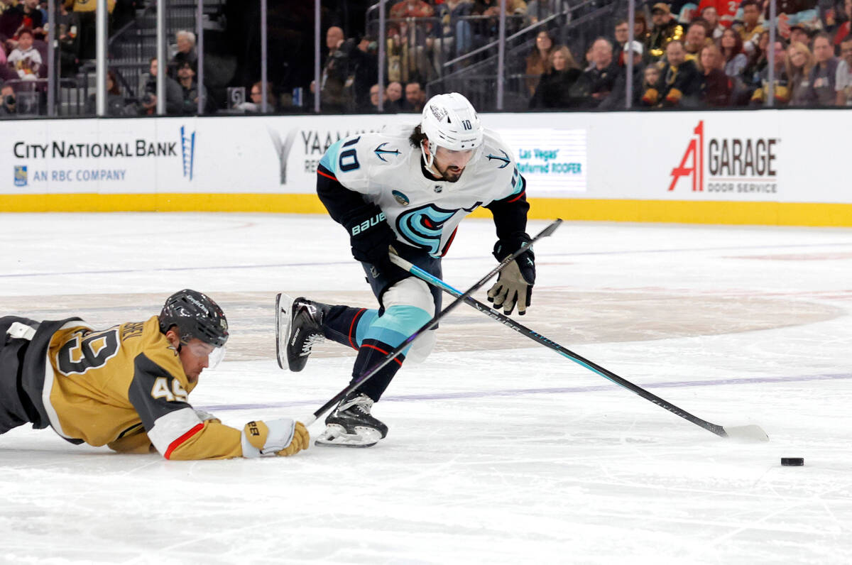 Vegas Golden Knights fall to Seattle Kraken, lose 4th straight game ...
