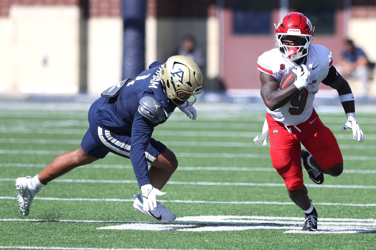 Coverage image for: Graney: ‘Jet’ was his old self, and with it UNLV football rolled