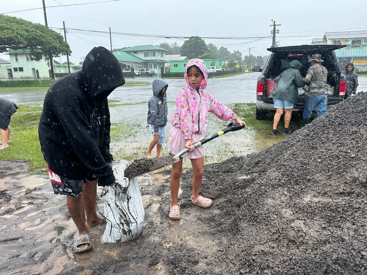 Powerful hurricanes are still moving towards Hawaii, Mexico