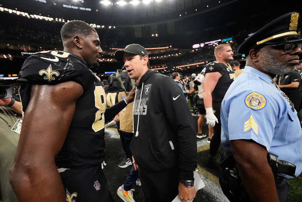 Klint Kubiak, Raiders turn the page from 3-0 start to showdown vs. Chiefs