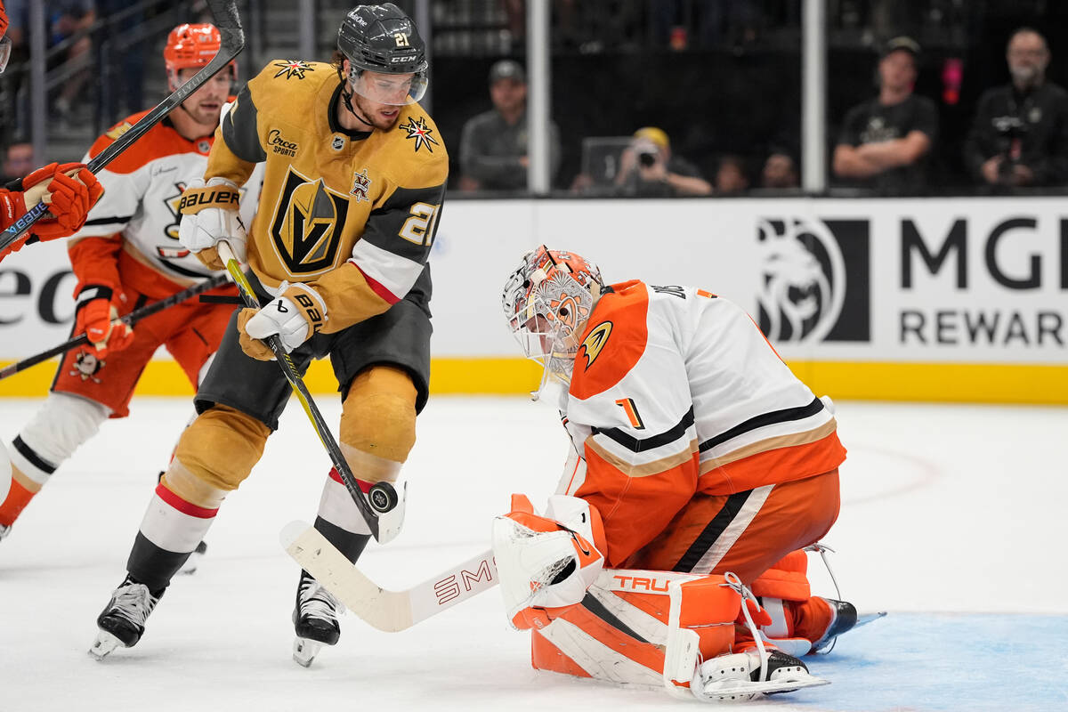 Golden Knights’ 3rd-period rally falls short in loss to Ducks